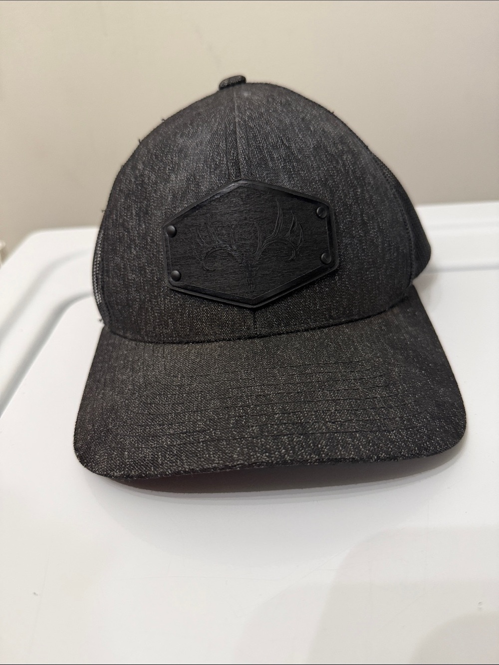 🥳 5 for $25 BUNDLE Black Snapback Hat with Stag Skull Hex Patch